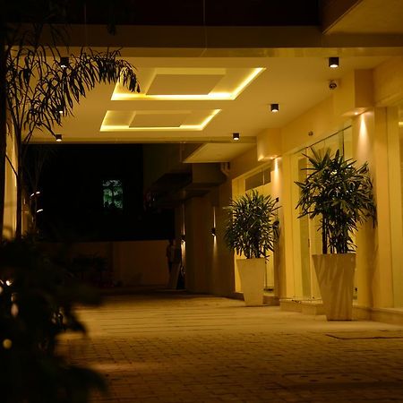Blu Iris Hotel Chennai Exterior photo